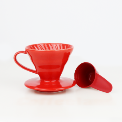 Hario V60-01 Keramický Dripper (červený)